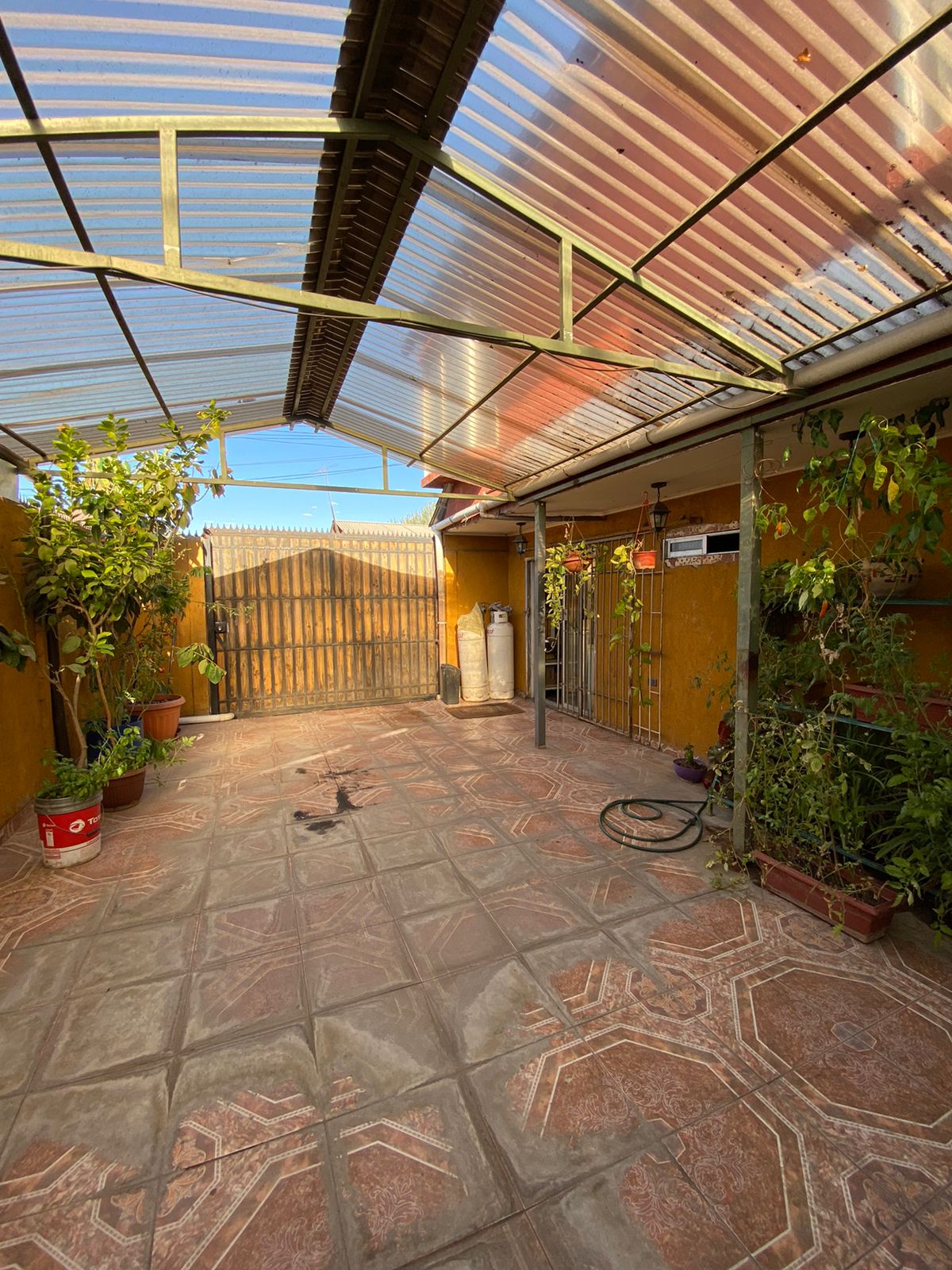 7. Patio trasero (2).jpg